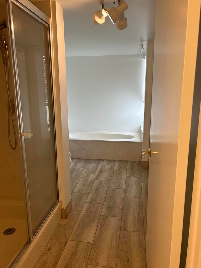 Building Photo - 5751 Camino Del Sol