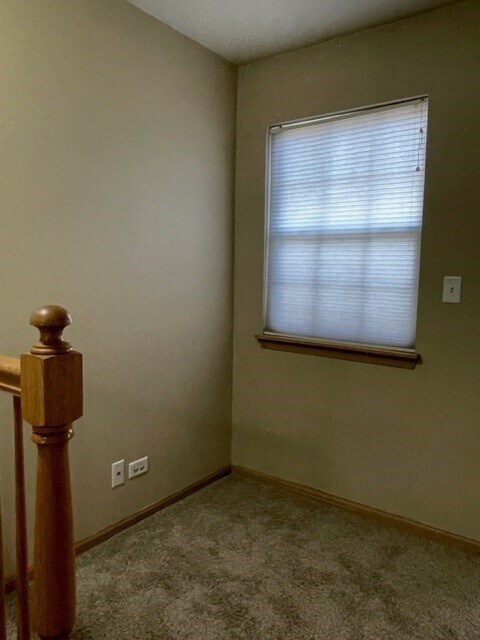 Building Photo - 2332 Overlook Ct