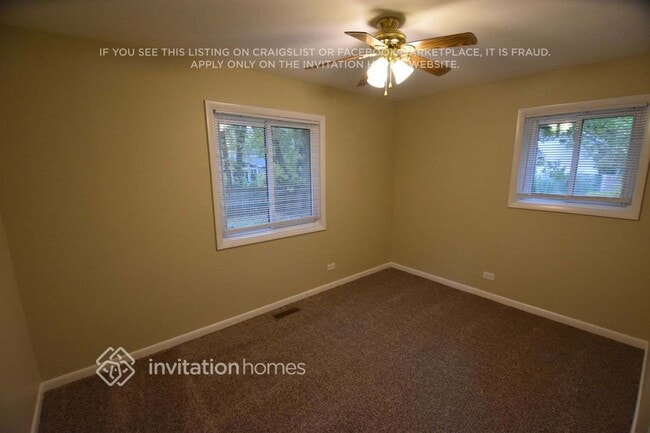 Building Photo - 7939 Edgewood Ct