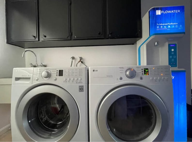 Building Photo - 3272 W Browning Ave