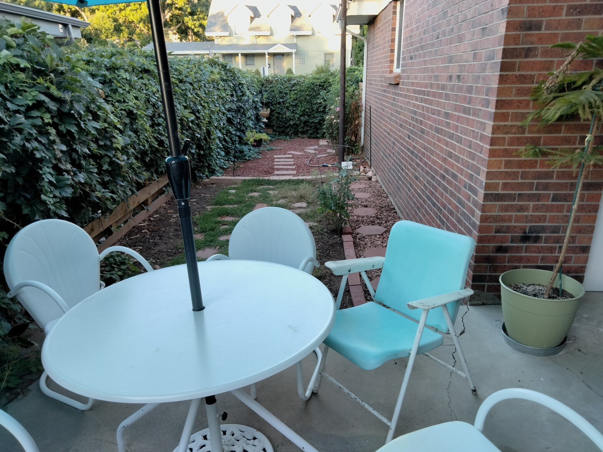 Private Patio - 2301 Cheyenne St