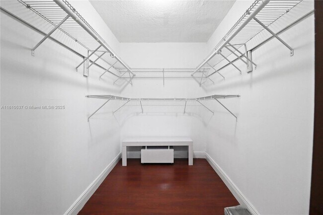 Building Photo - 13700 SW 62nd St