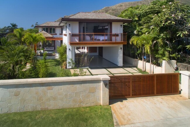 Building Photo - 224 Ka'alawai Place