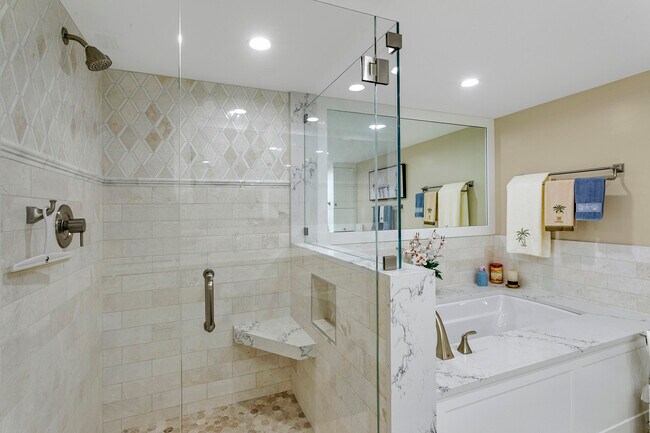 Building Photo - 5070 N Ocean Dr