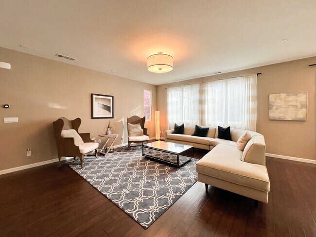 Building Photo - Modern Four-Bedroom Napa Home