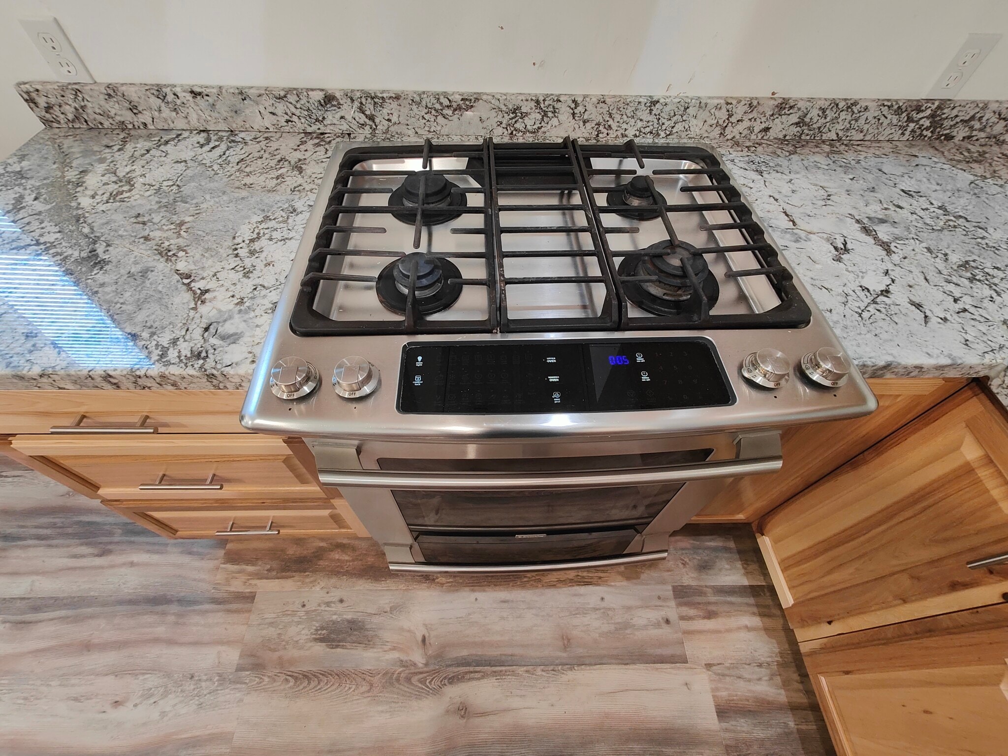 Building Photo - 1326 S Troy St