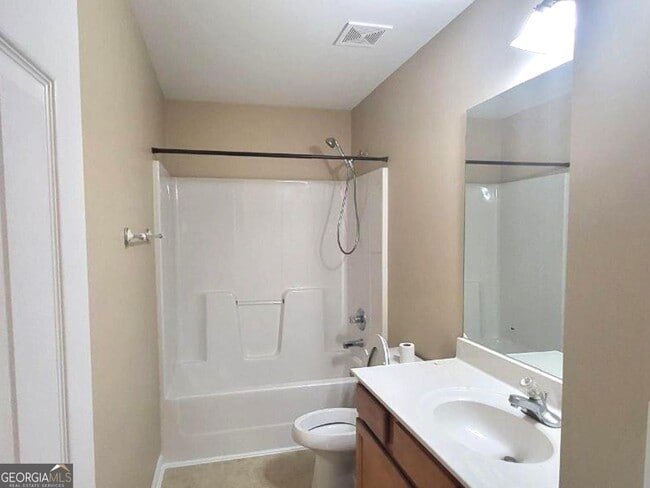 Building Photo - 2123 Worrall Hill Dr