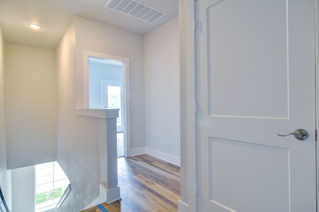 Building Photo - 2628 Forest Park Blvd