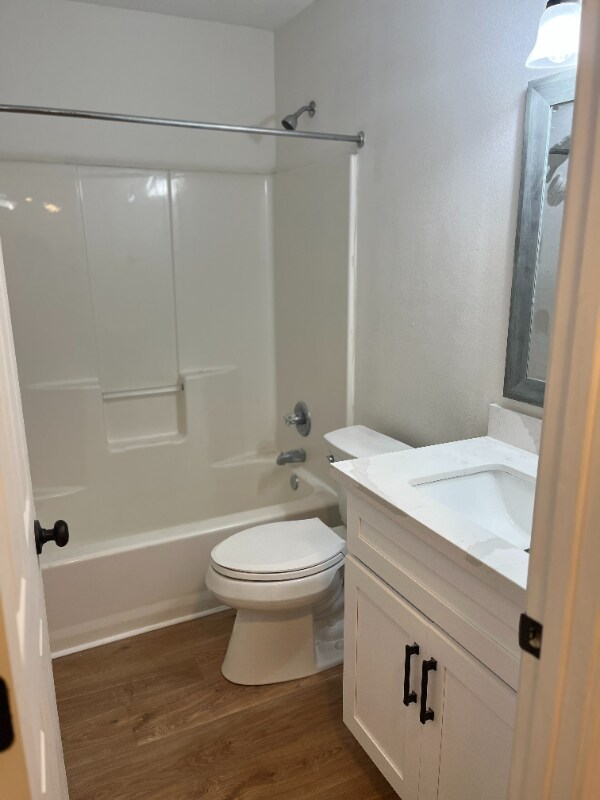 Building Photo - 6056 Savannah Dr