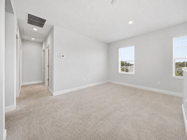 Building Photo - 11118 Sand Pine Ln
