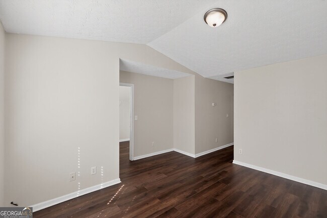 Building Photo - 2764 Vining Ridge Terrace