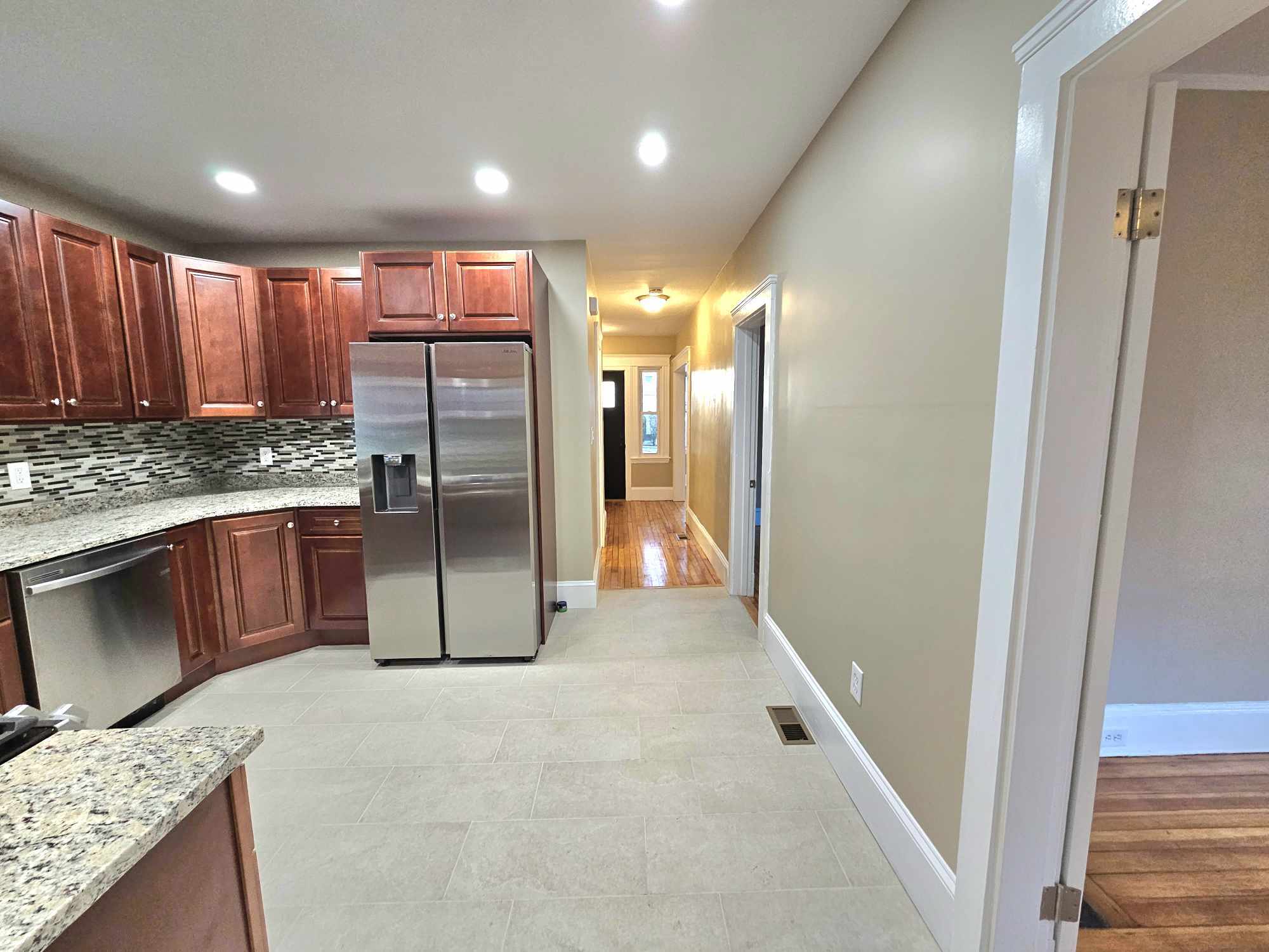 Building Photo - 10 Alton Rd