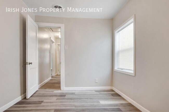 Building Photo - 94 Edson-Apt. 5 - rear cottage