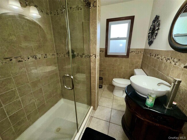 Building Photo - 1316 Mcclure Ave