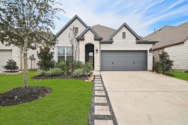 Building Photo - 327 Jolly Ginger Dr