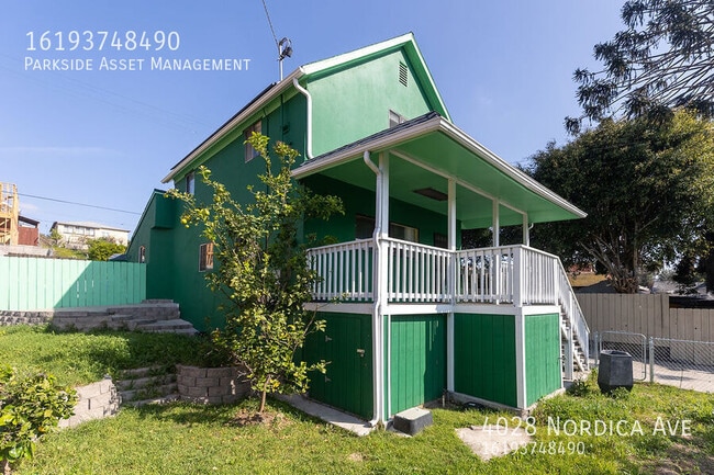 Building Photo - 4028 Nordica Ave