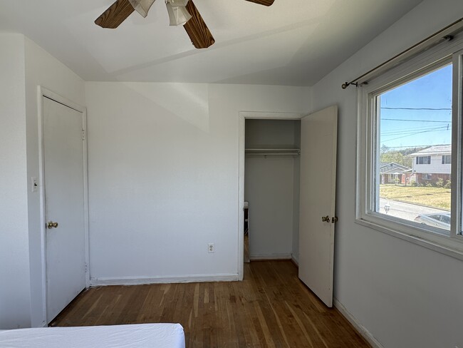 Building Photo - 7514 Creighton Dr