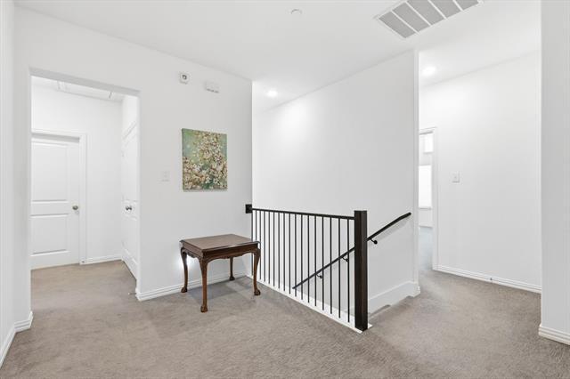 Building Photo - 982 Mikaela Dr