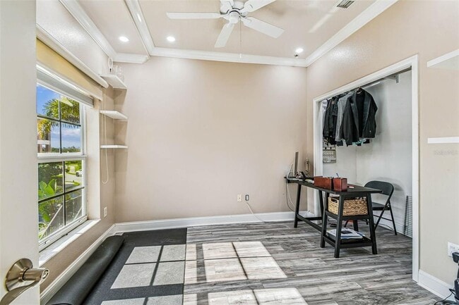 Building Photo - 6533 Channelside Dr