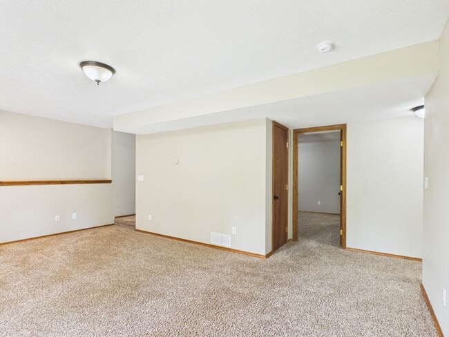 Building Photo - 24625 Spencer Rd
