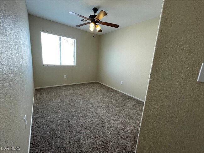 Building Photo - 7382 Elbridge Way