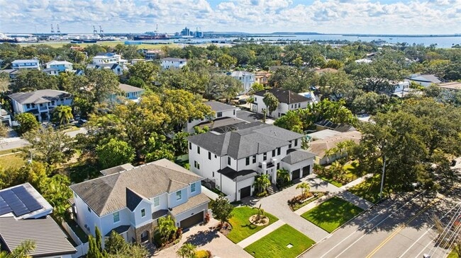 Building Photo - 481 W Davis Blvd