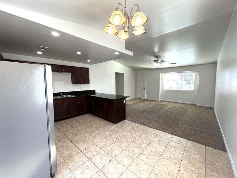 Building Photo - 6125 Kendra St