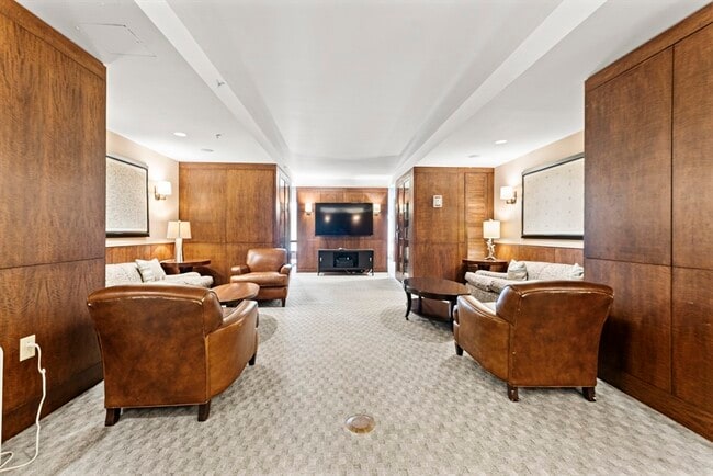 Building Photo - 3 Avery St