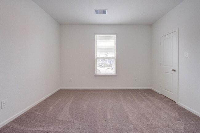 Building Photo - 609 Royal Arch Dr