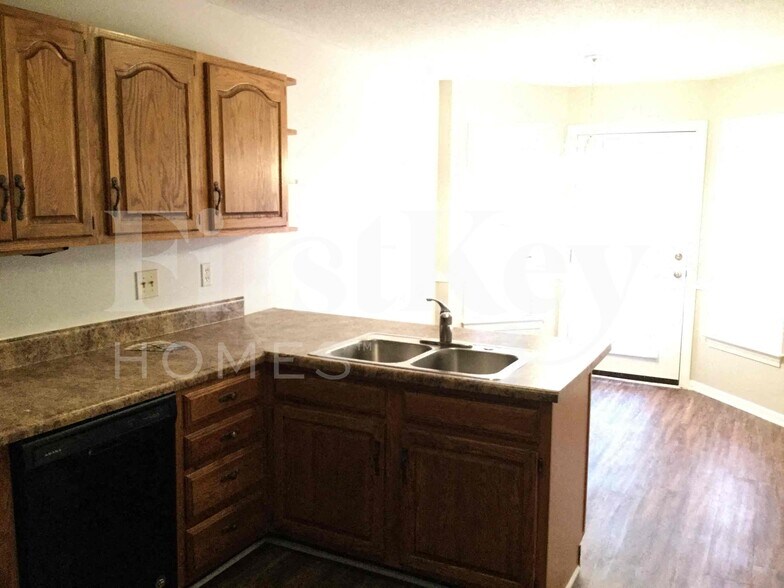 Building Photo - 3277 Embry Downs Ct