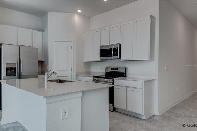 Building Photo - 4986 Worchester Dr