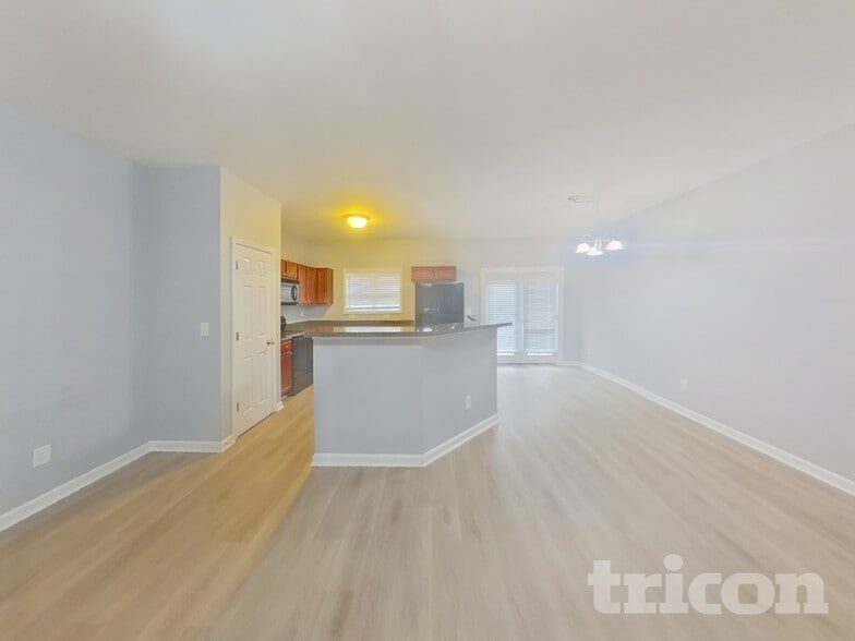 Building Photo - 246 White Mountain Pass