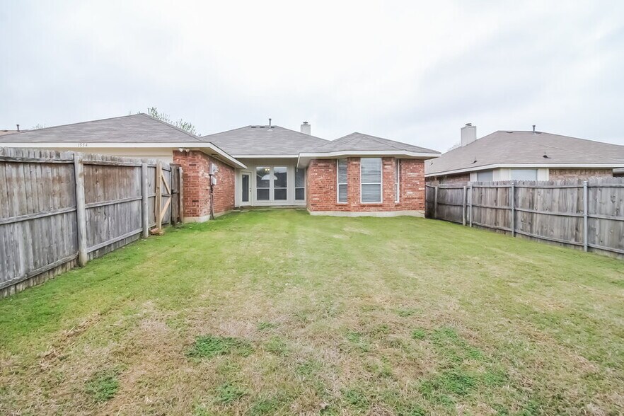 Building Photo - 1554 Cardigan Ln