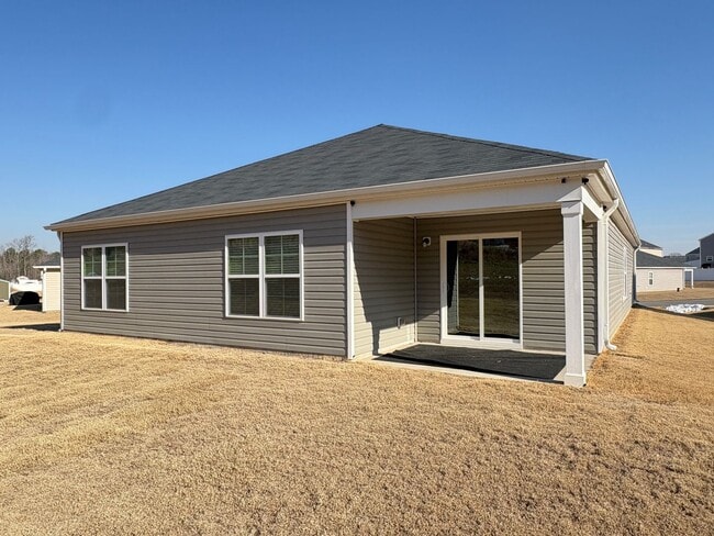 Building Photo - MOVE IN SPECIAL - 4 Bedroom, 2 Bathroom House in Trinity!