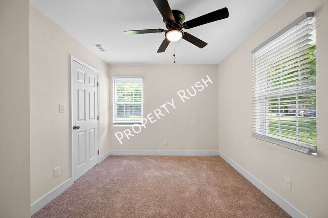 Building Photo - 321 Whitmire Cir