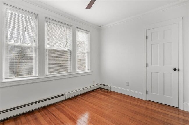 Building Photo - 123 Radcliffe Ave