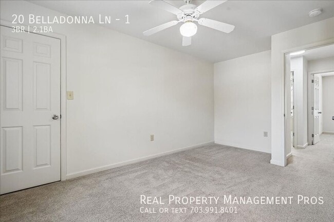 Building Photo - 20 Belladonna Ln