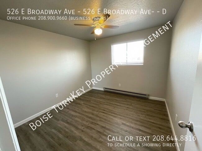 Building Photo - 526 E Broadway Ave