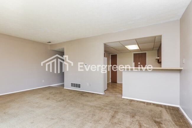 Building Photo - 6544 Rolling Glen Dr
