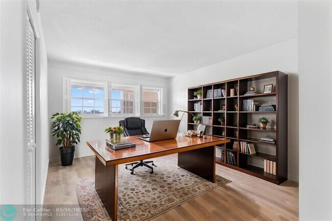 Building Photo - 2671 S Course Dr