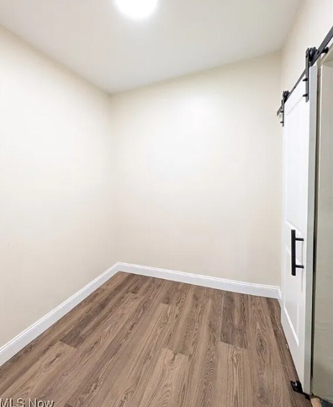 Building Photo - Charming 4 beds 3 baths in Cleveland!