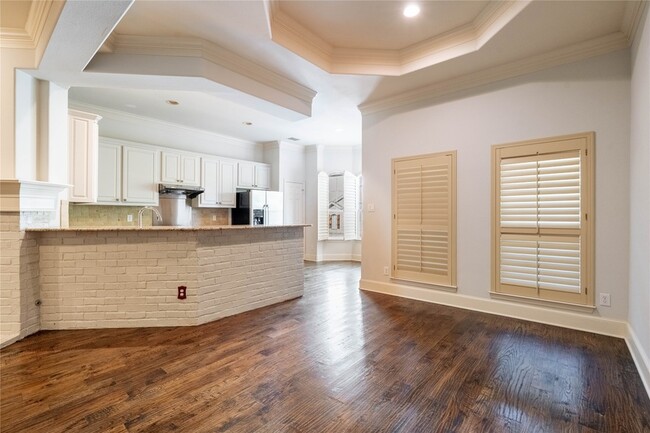 Building Photo - 18119 Frankford Lakes Cir
