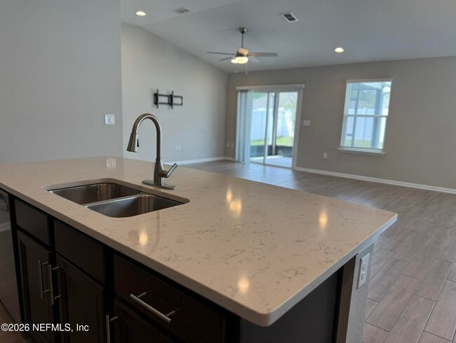 Building Photo - 7713 Island Fox Rd