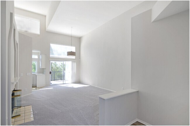 Building Photo - Rancho Niguel Dream Condo!