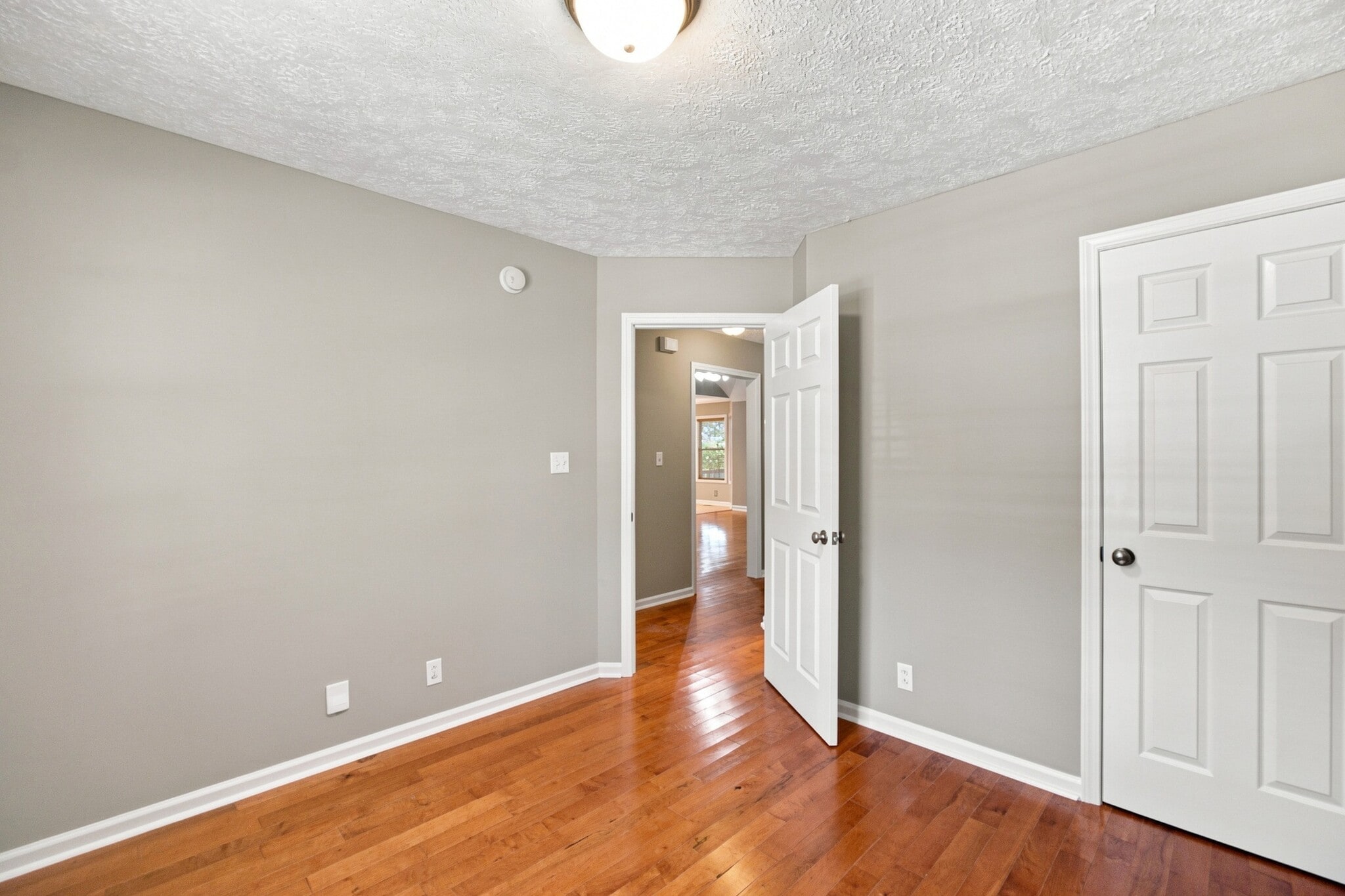 Building Photo - 1457 Cedar Springs Cir