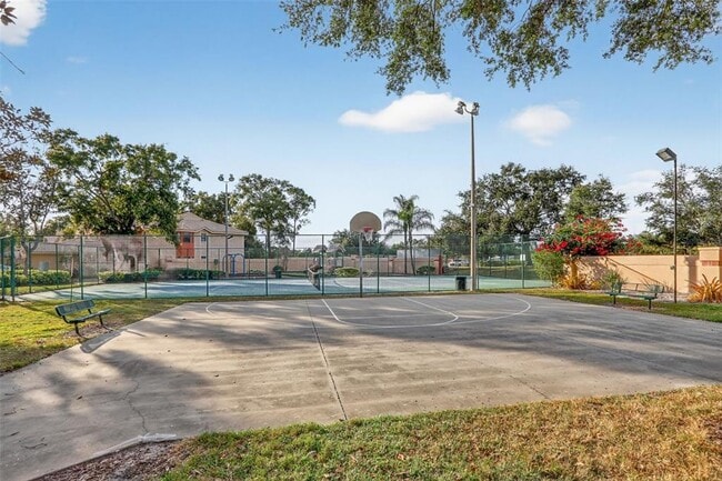 Building Photo - 7463 Sugar Bend Dr