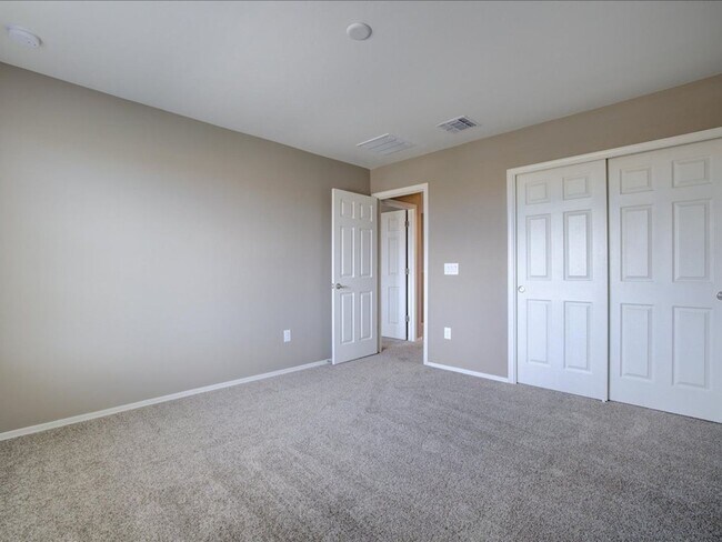 Building Photo - 6568 E Via Arroyo Azul
