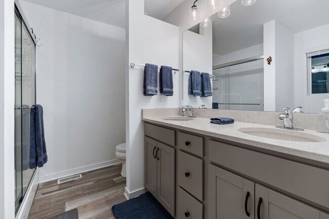 Building Photo - 3 bed, 2 bath home built in 2023