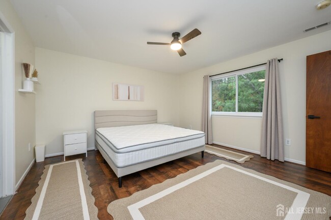 Building Photo - 4112 Birchwood Ct