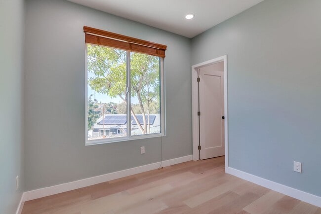 Building Photo - 3336 Altadena Ave.